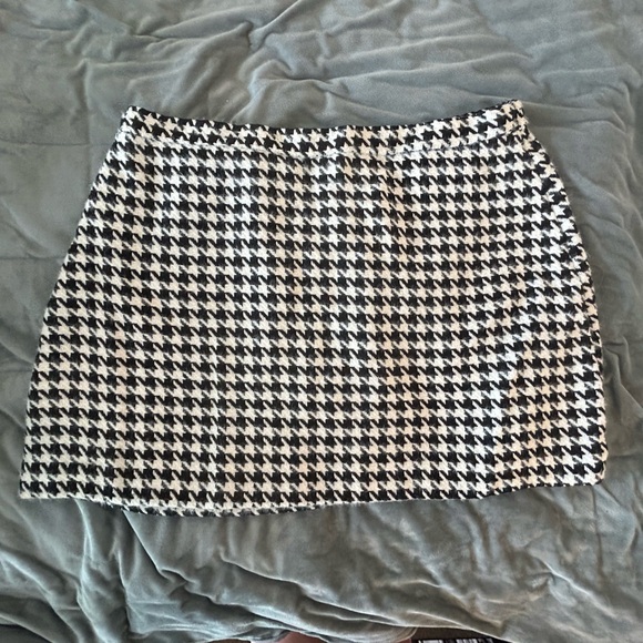 Rebdolls Houndstooth Tweed Skirt - 3x - Picture 1 of 3